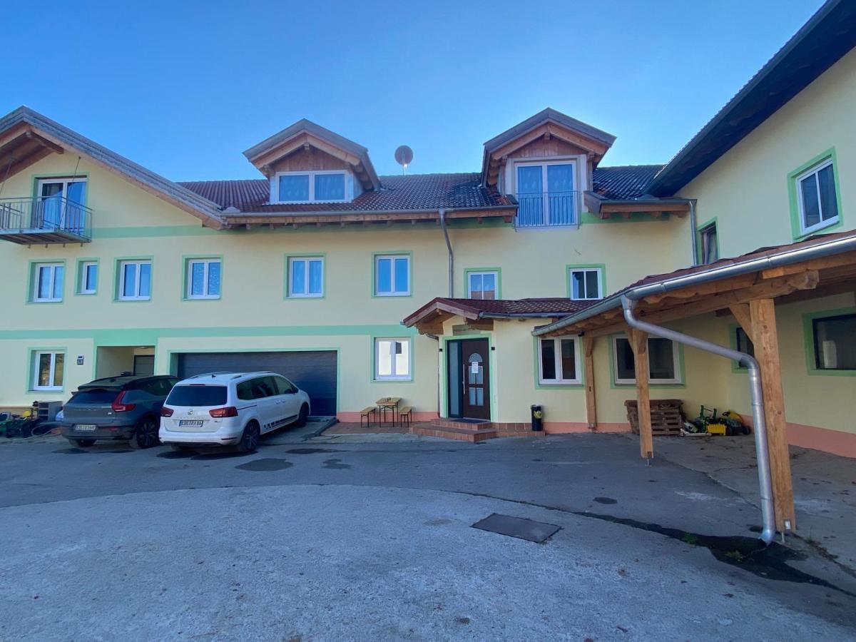 Pension Am Weberhof Nur 20 Autominuten Von Muenchen Ebersberg Buitenkant foto